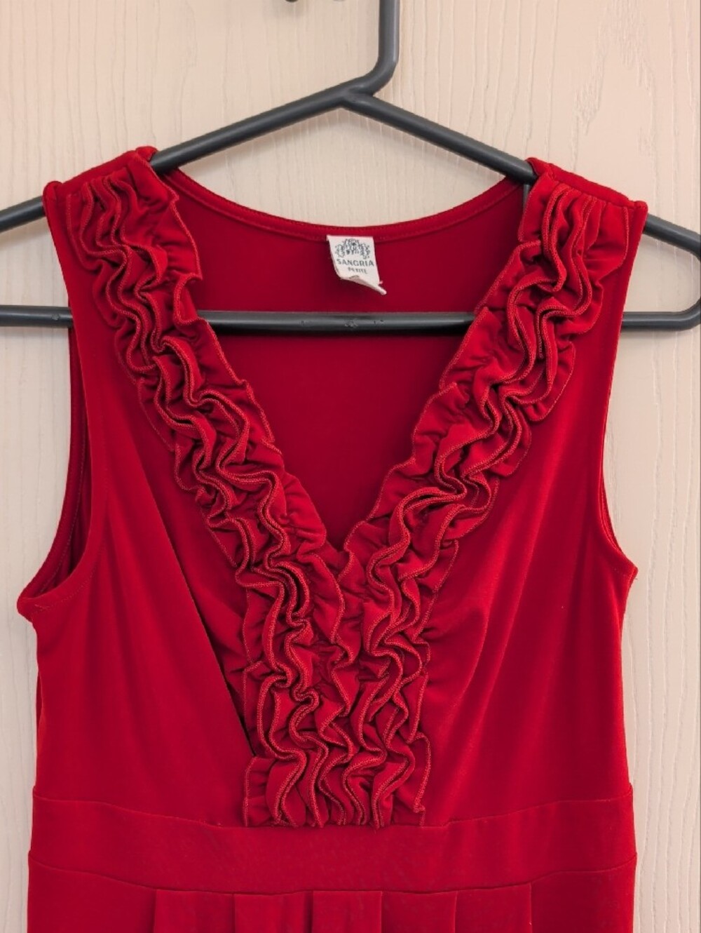Signature by Sangria Red Sleeveless Ruffle Front Midi Dress Size 8 Petite - Picture 3 of 12
